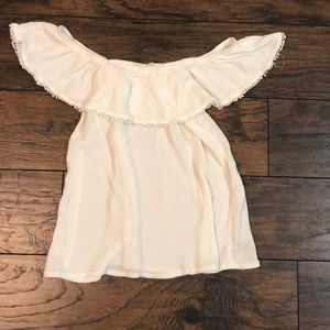 Off shoulder White shirt